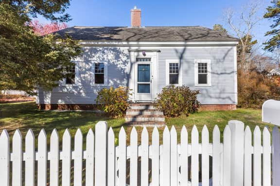 Wellfleet 4BR Home & Cottage – Walk to Bay! RPMC008 - Image 2