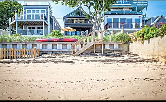 Waterfront Luxury with Private Beach on Provincetown Harbor (2398) - Image 5