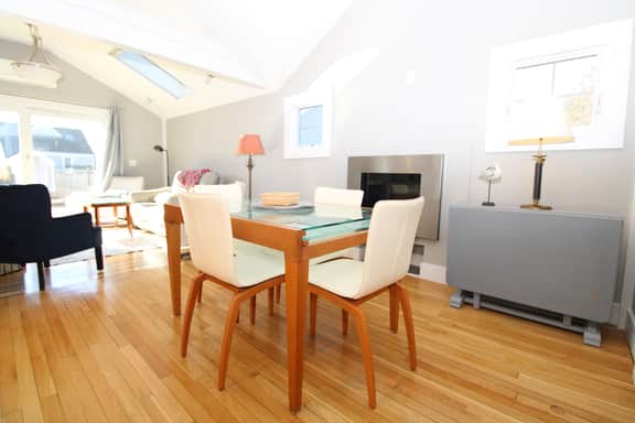 Decadent Renovated Cottage With Private Yard (2428) - Image 3