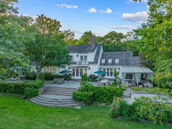 Just listed.  Renovated luxury rental with pool in Oyster Harbors.  RPMS174 - Image 4