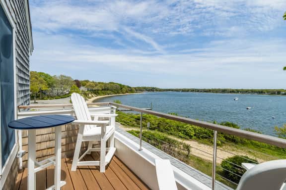 Quintessential Cape Cod home on Great Pond RPLO026 - Image 2