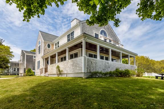 Quintessential Cape Cod home on Great Pond RPLO026 - Image 3
