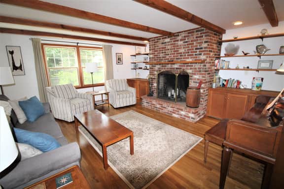 Expansive Home by Orleans Town Landing (1086) - Image 5