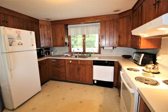 Expansive Home by Orleans Town Landing (1086) - Image 3