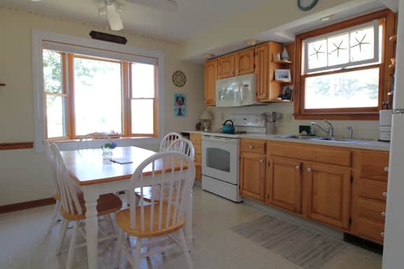 Centrally Located Victorian Style Home Near Harbor & Village (1428) - Image 2