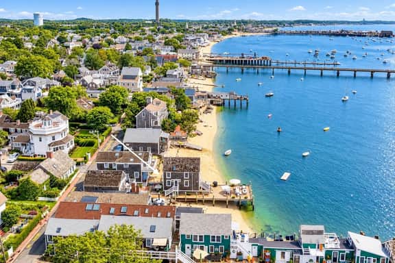 The Iconic Wharf House - Your Own P-Town Paradise RPAM116 - Image 3