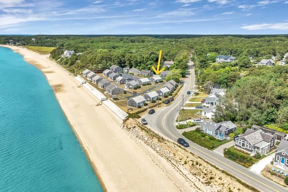 Wellfleet Seashore Cottage With Private Beach Access (1665) - Image 1