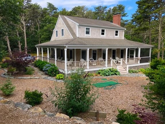 Find Your Wellfleet Vacation in this Stunning Home (1682) - Image 1