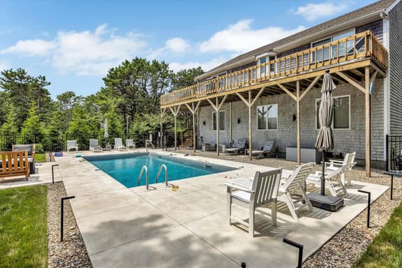 Great Island Home, Pool, 3 Private Beaches, 1 Dog Considered! (1913) - Image 1