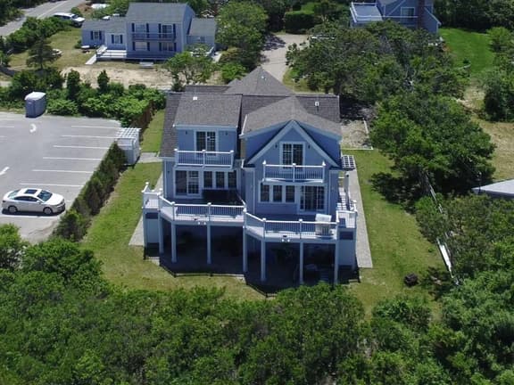 Accommodates 12 Guests Overlooking Cape Cod Bay, 6 BR/6 BTH (2048) - Image 1