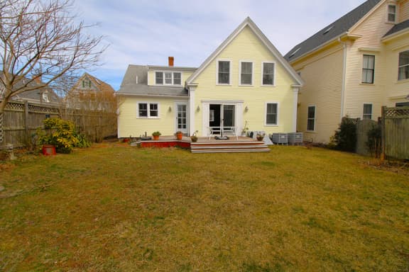 4 Bedroom Home with Private Back Yard 230 Feet to Commercial St! (2176) - Image 1