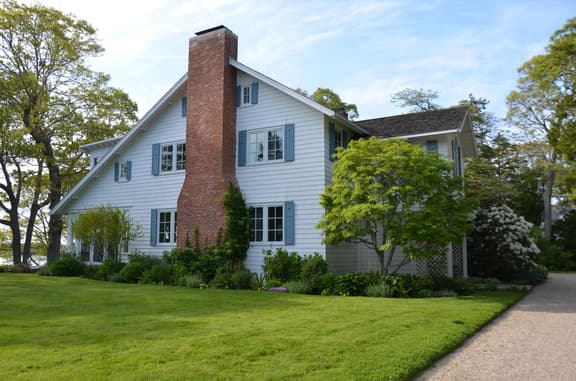 Rare Osterville family in an Unbeatable Location RPMS009 - Image 1