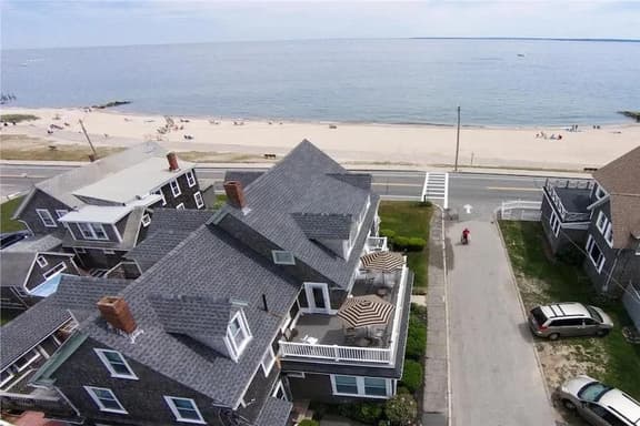 Beachfront Home Perfect For Large Groups! RPAM003 - Image 1