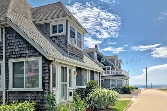 Falmouth Heights Charmer By The Beach RPAM004 - Image 1