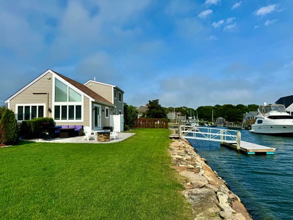 Boater's Paradise with Beaches Nearby! RPAM010 - Image 1