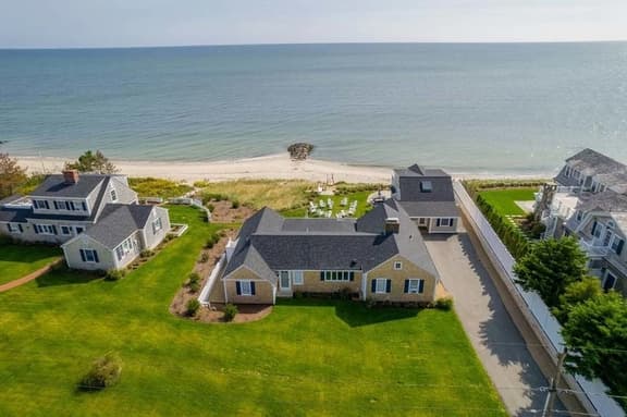 Private beach all for you! 6 bedrooms and 5 full baths. RPMS053 - Image 1
