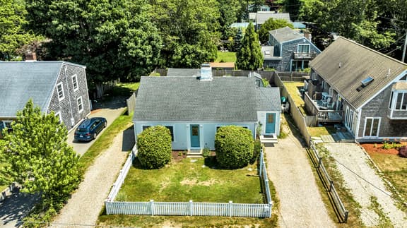 Beach Days Made Easy Near Colonial Acres (2332) - Image 1