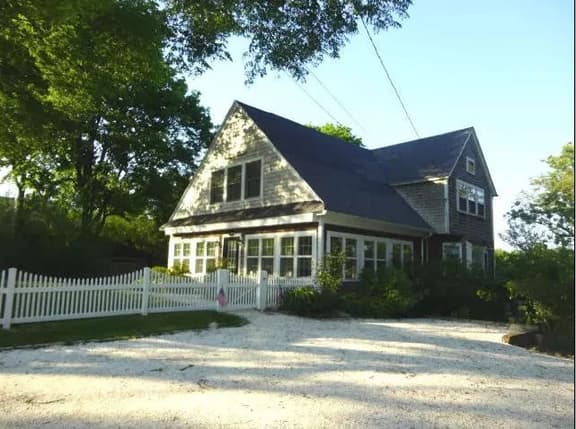 Stunning outdoor living space near Craigville Beach (2367) - Image 1