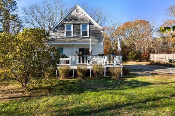 Wellfleet 2BR Retreat – Walk to Bay & Kayak! RPMC007 - Image 1