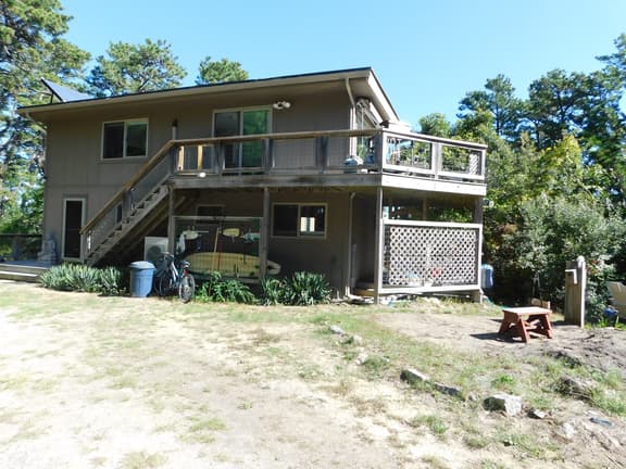 Private getaway, many amenities, in desirable Indian Neck!  (CS0049) - Image 1