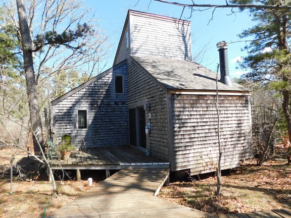 Iconic 70s style cute condo cottage in Deck 2, on a pond! (CS0055) - Image 1