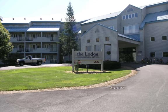 Year-Round White Mountain Getaway at The Lodge RPAM127 - Image 1