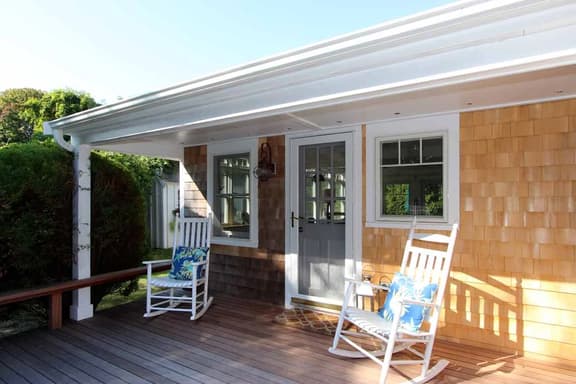 Bright & Airy Orleans Getaway (1206) - Image 1