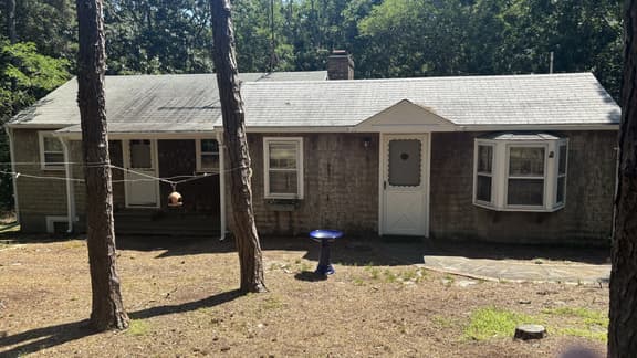 Quaint 2BR Cottage in Wellfleet (1724) - Image 1
