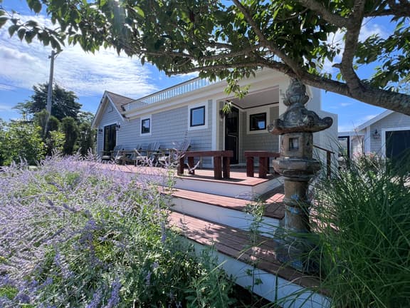 Decadent Renovated Cottage With Private Yard (2428) - Image 1