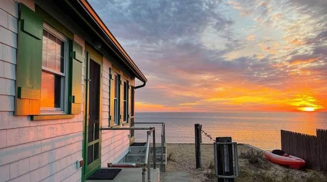 Discover the Historial Charm of Days Cottages